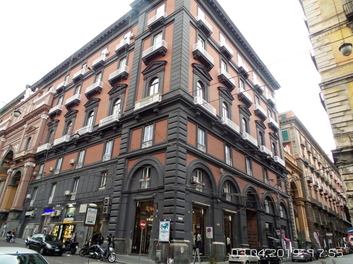 B&B Galleria Principe Di Napoli 外观 照片