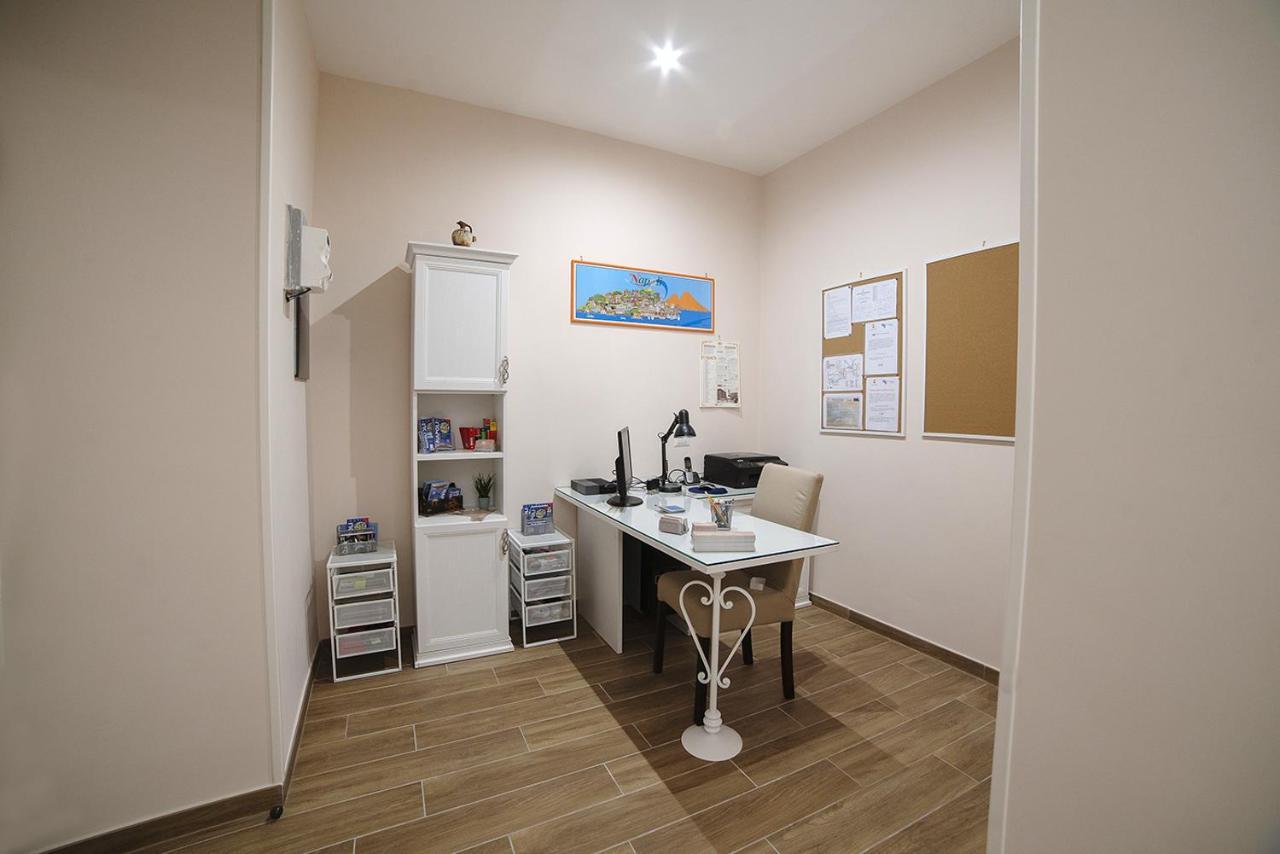 B&B Galleria Principe Di Napoli 外观 照片
